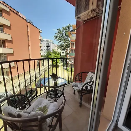 Апартаменти Sunny View Sunny Сонячний Берег